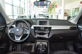 2016款宝马X1 sDrive18Li时尚型