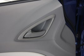 2010款赛欧三厢1.2手动理想版