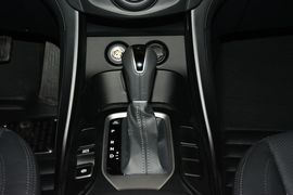 2015款现代全新胜达2.0T自动四驱智能型 5座