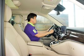 2016款奔驰V260L尊贵加长版