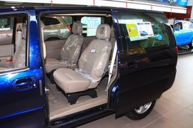 2008款别克GL8 2.5舒适版