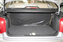 2010款爱丽舍三厢1.6手动科技型