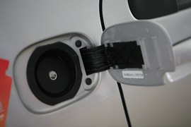 2010款爱丽舍三厢1.6手动科技型