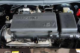 2016款铃木雨燕1.3L手动时尚型