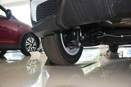 2016款铃木雨燕1.3L手动时尚型