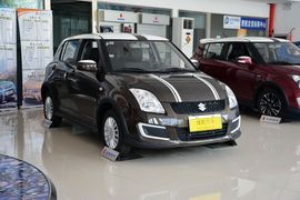 2016款铃木雨燕1.3L手动时尚型
