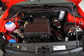 2016款大众Polo 1.6L自动舒适型
