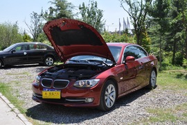 2011款宝马330i敞篷版