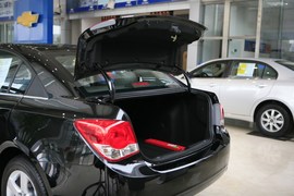 2009款克鲁兹1.8SX手自一体豪华版