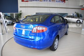 2009款福特嘉年华 1.5L自动时尚型