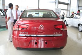 2009款世嘉三厢1.6L手动时尚型