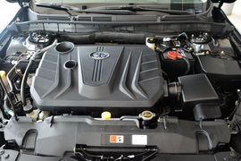 2016款奔腾B70 2.0L自动豪华型