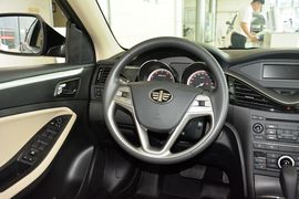 2016款奔腾B70 2.0L自动豪华型