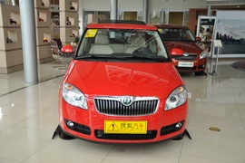 2011款斯柯达晶锐1.6L手自一体晶享版