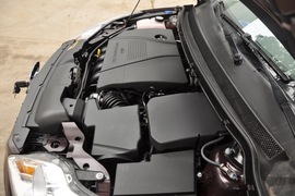 2011款福特福克斯三厢1.8L手自一体时尚型