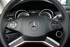 2015款奔驰R400 4MATIC豪华型