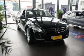 2015款奔驰R400 4MATIC豪华型
