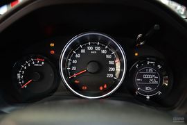 2015款本田XR-V 1.5L CVT经典版
