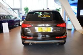 2016款奥迪Q5 40TFSI豪华型