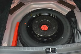 2016款丰田雷凌1.6G CVT精英版
