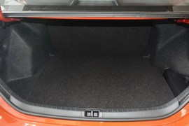 2016款丰田雷凌1.6G CVT精英版