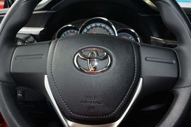 2016款丰田雷凌1.6G CVT精英版
