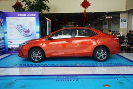 2016款丰田雷凌1.6G CVT精英版