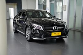 2015款奔驰GLA45 AMG 4MATIC