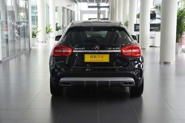 2015款奔驰GLA45 AMG 4MATIC