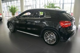 2015款奔驰GLA45 AMG 4MATIC