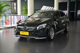 2015款奔驰GLA45 AMG 4MATIC