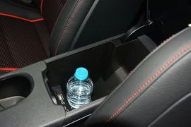 2015款奔驰GLA45 AMG 4MATIC
