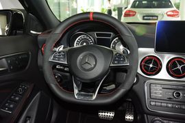 2015款奔驰GLA45 AMG 4MATIC