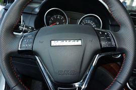 2015款哈弗H6运动版 1.5T 手动四驱尊贵型 改款