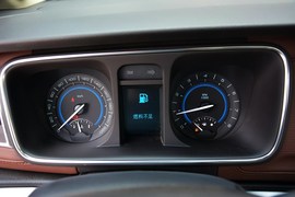 2014款别克GL8 2.4L CT豪华商务舒适版