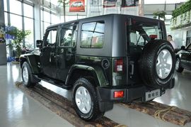2010款吉普3.8L撒哈拉到店实拍