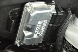 2011款斯柯达晶锐1.6L手动酷黑版