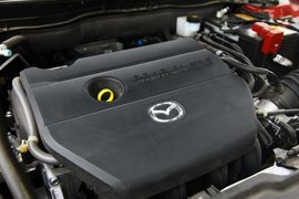 2010款马自达睿翼轿跑2.0L豪华版试驾实拍