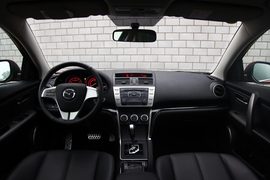 2010款马自达睿翼轿跑2.0L豪华版试驾实拍