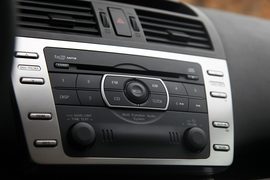 2010款马自达睿翼轿跑2.0L豪华版试驾实拍