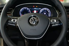 2017款大众迈腾 380TSI DSG旗舰型