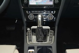 2017款大众迈腾 380TSI DSG旗舰型
