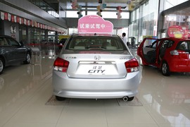 2008款本田锋范1.5AT精英版到店实拍