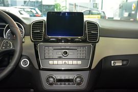2015款奔驰GLE400 4MATIC运动SUV