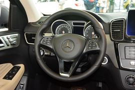 2015款奔驰GLE400 4MATIC运动SUV
