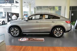 2015款奔驰GLE400 4MATIC运动SUV