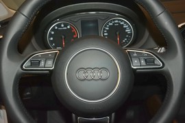 2016款奥迪A3 Sportback 35TFSI自动风尚型