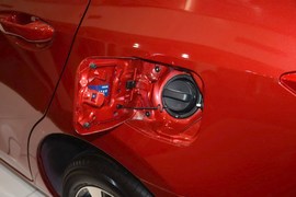 2016款丰田雷凌 1.6G手动精英版