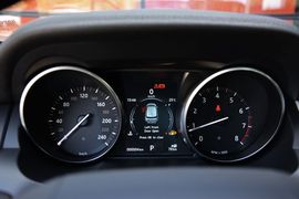 2016款路虎揽胜极光2.0T SE智耀版