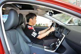 2016款沃尔沃V60 2.0T T5智逸版